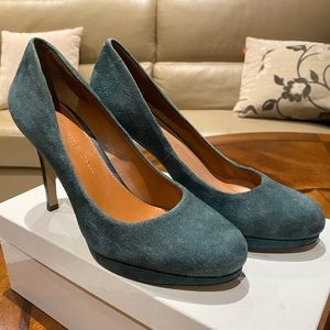 Banana Republic Suede Leather Stiletto Pumps with Platform (Size 6.5)